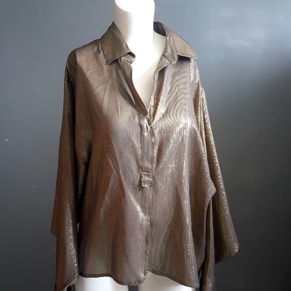 Elizabeth and James Dolman Sleeve Batwing Gold Top - Picture 9 of 11